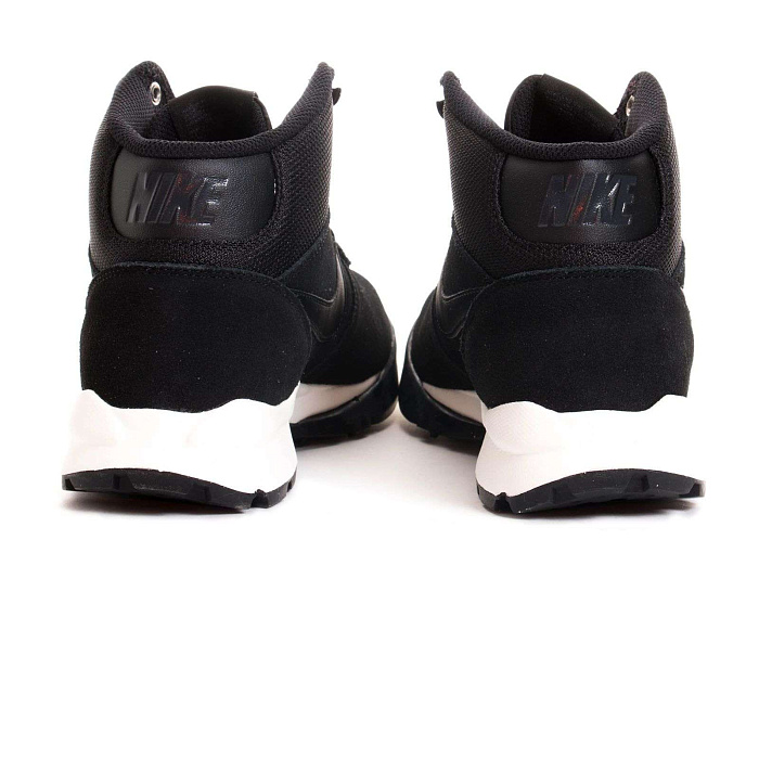 Ботинки Nike женские Hoodland Suede 807154-009