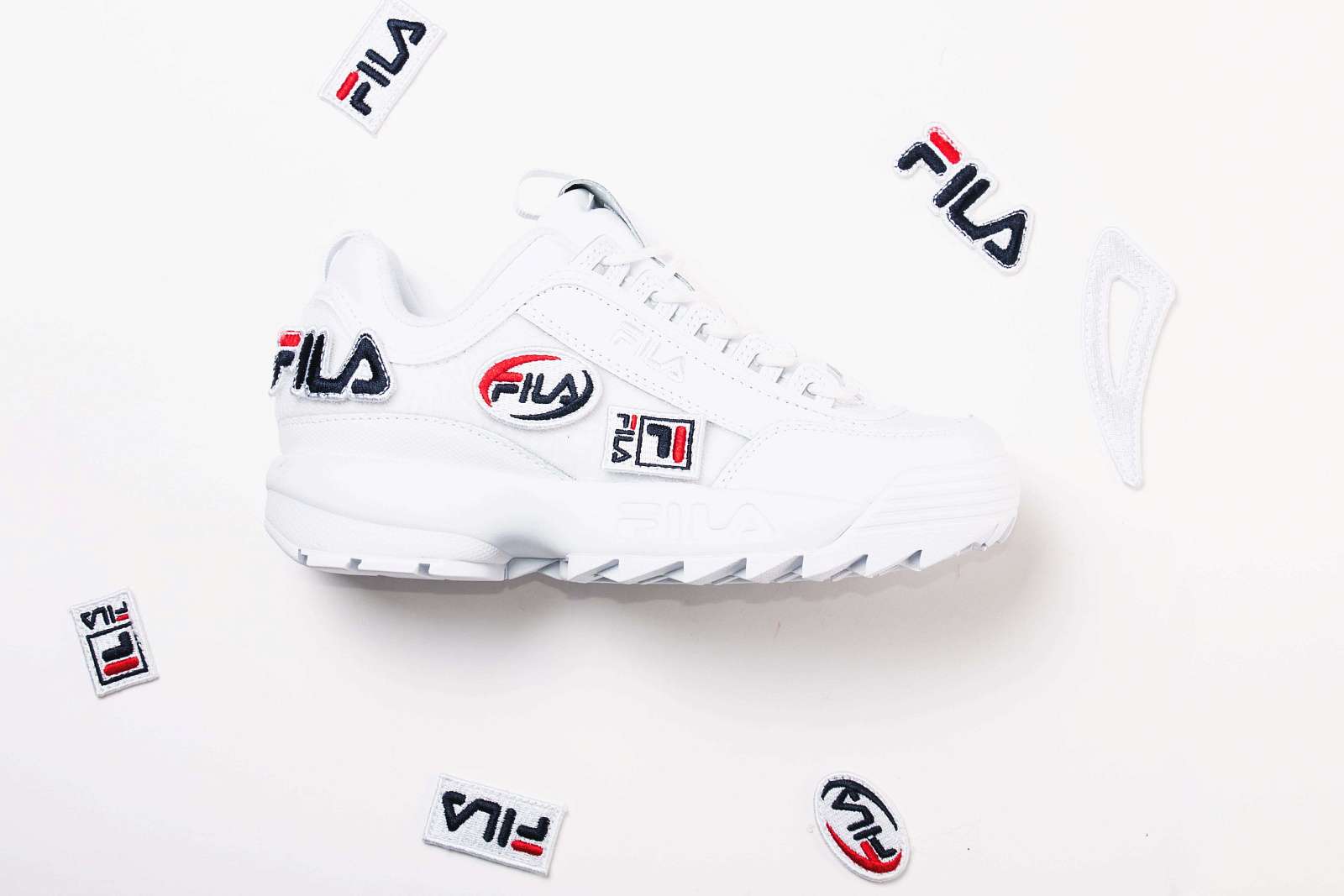 Кроссовки Fila женские Disruptor II Patches 5FM00538-100 — фото 3