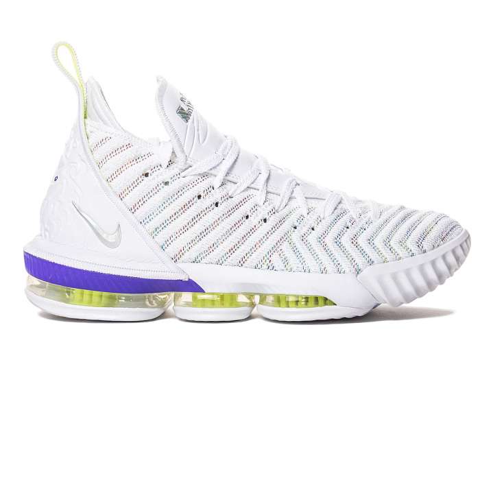 Кроссовки Nike LeBron XVI Buzz Lightyear AO2588-102